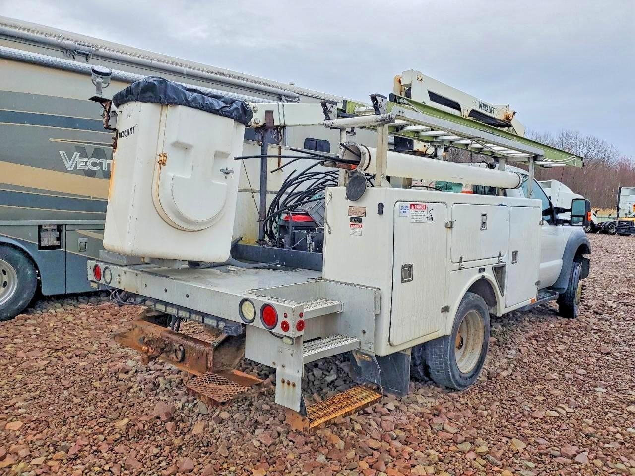 2012 Ford F450 Super Duty Bucket Truck