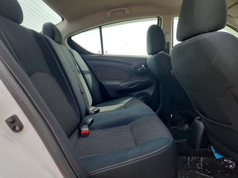 2016 Nissan Versa 1.6 sv