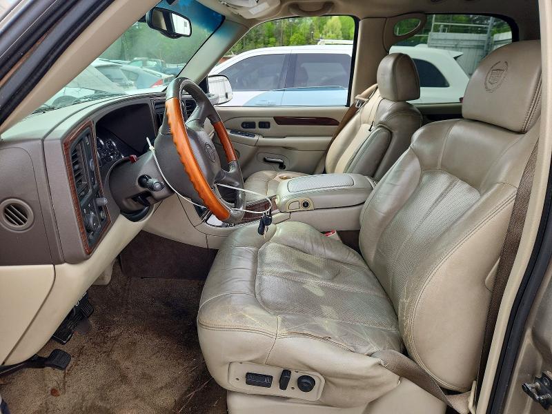 2002 Cadillac Escalade Luxury