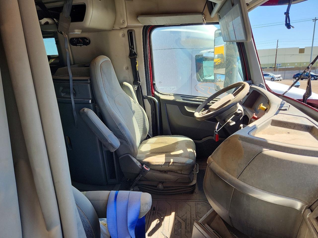 2019 Volvo VNL Semi Truck