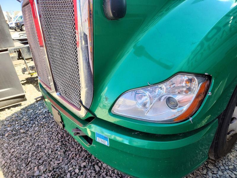 2019 Kenworth 2018 Kenworth T680 Semi Truck