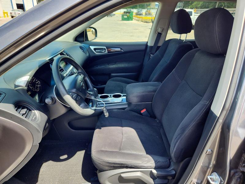 2015 Nissan Pathfinder s