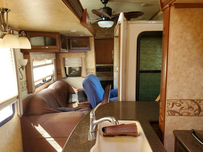 2011 Rush 2011 Cross Roads Rushmore Camper