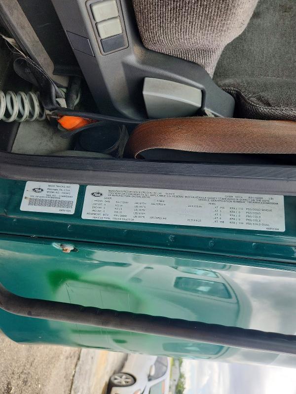 2017 Mack Cxu612 Semi Truck