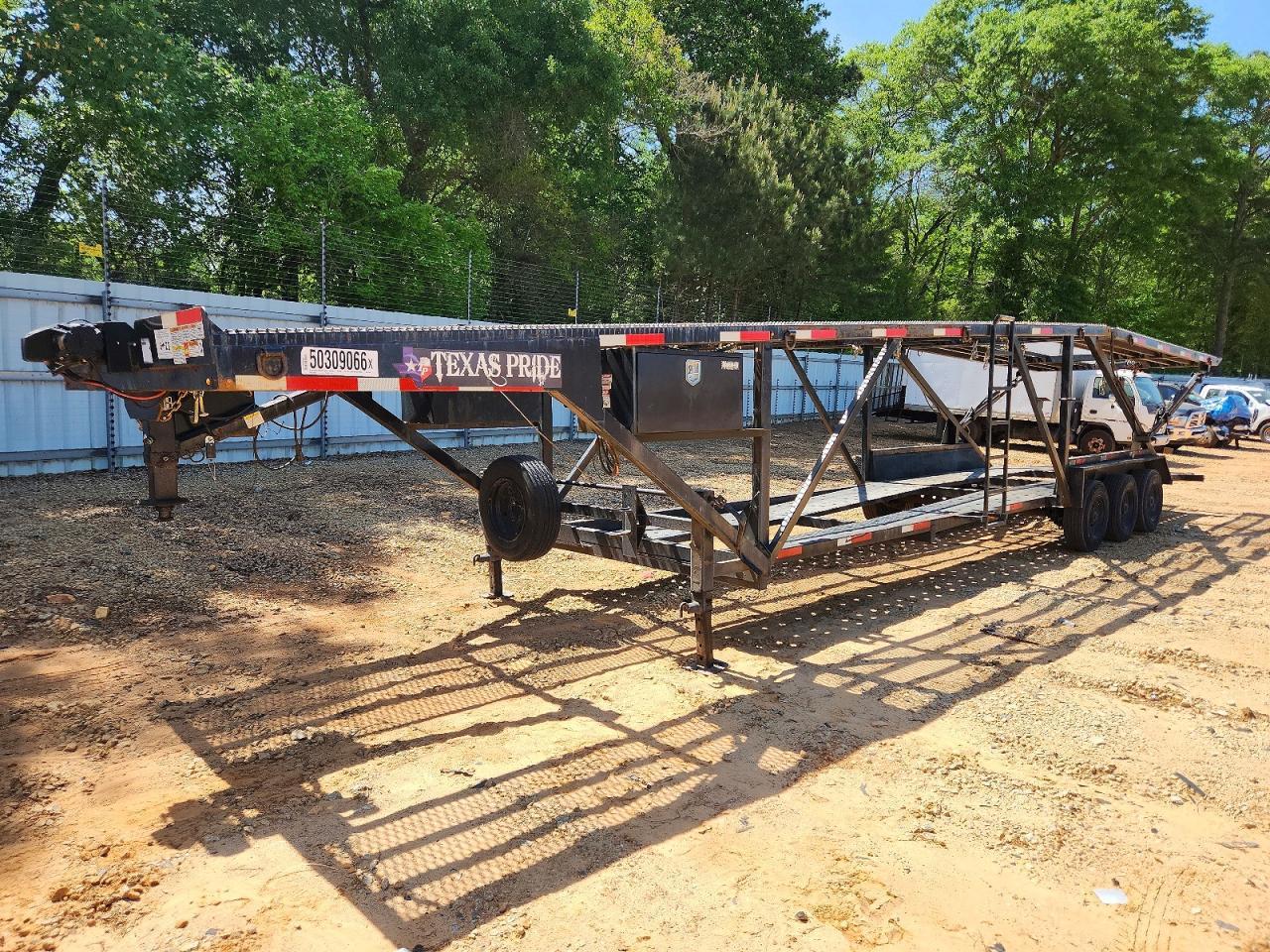 2022 Texas Pride Trailers-Car Carrier