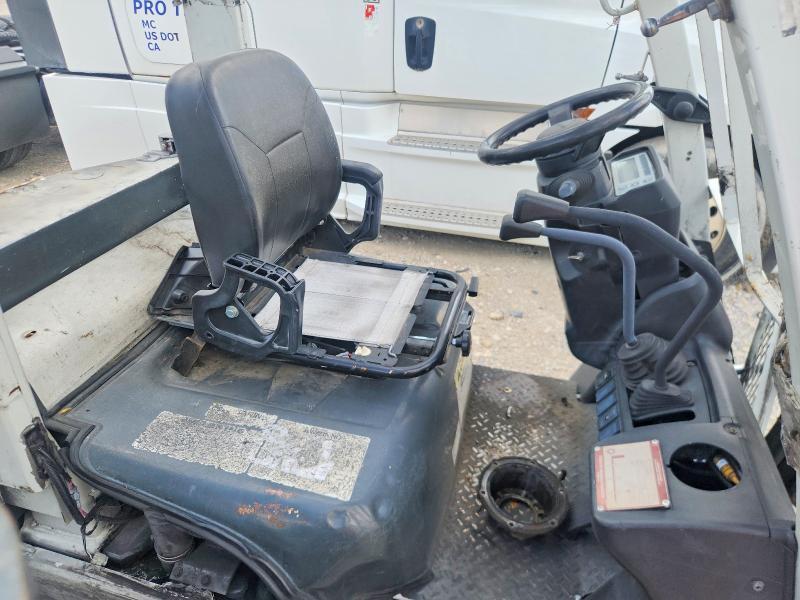 2016 Unicariers 2016 Unicarriers Forklift