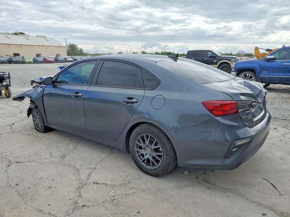 2021 KIA Forte fe
