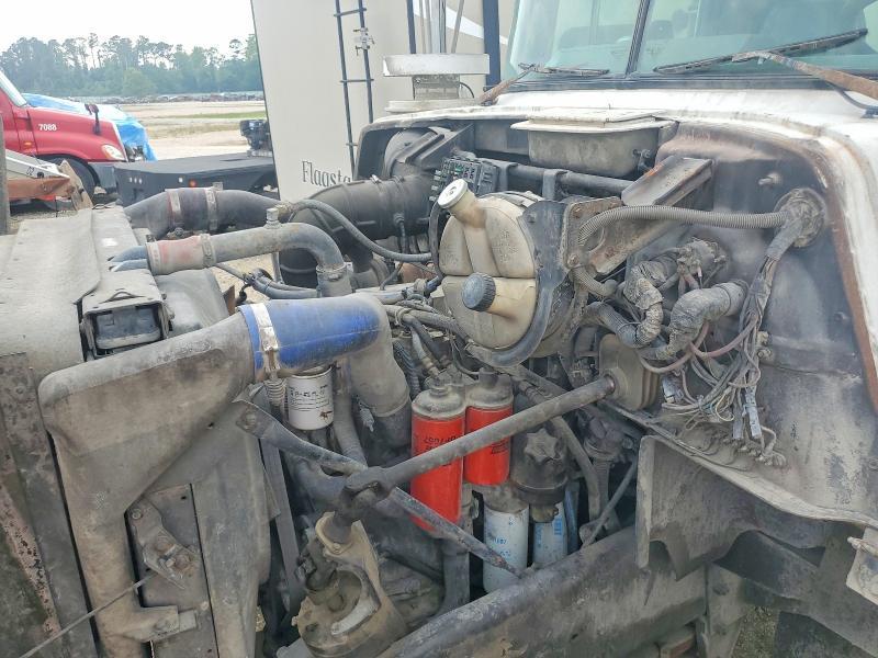 2005 Mack DM Ready MIX Truck