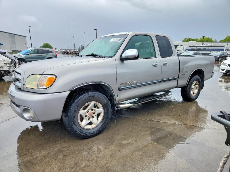 2004 Toyota Tundra SR5