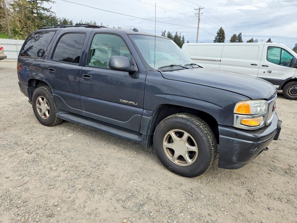 2004 GMC Yukon Denali