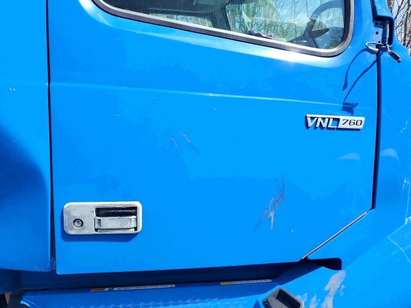 2019 Volv O VNL Semi Truck