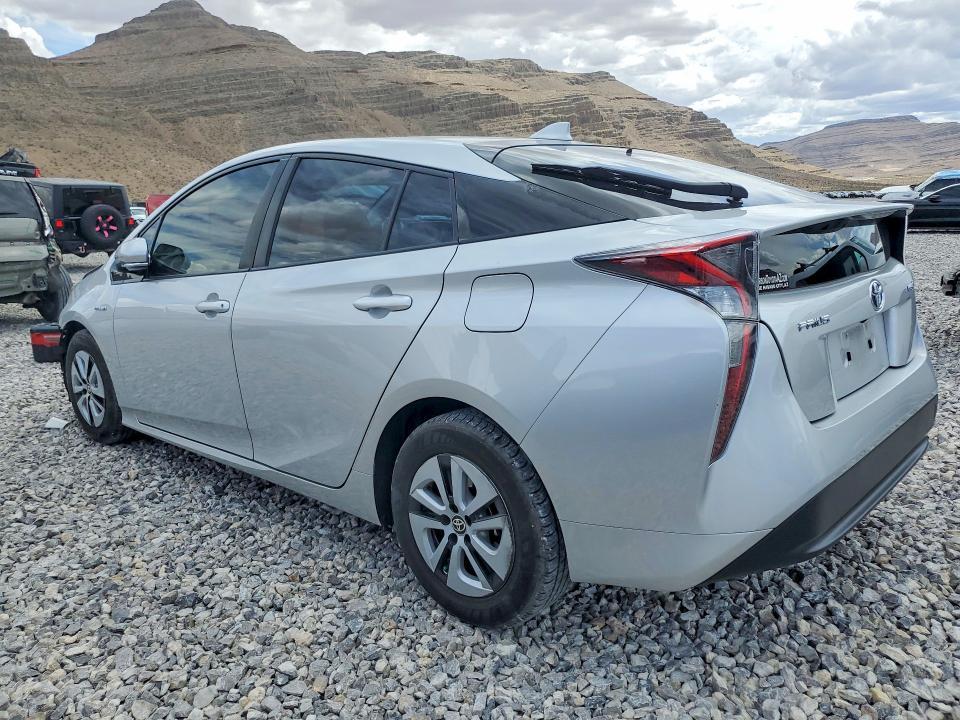 2016 Toyota Prius Three