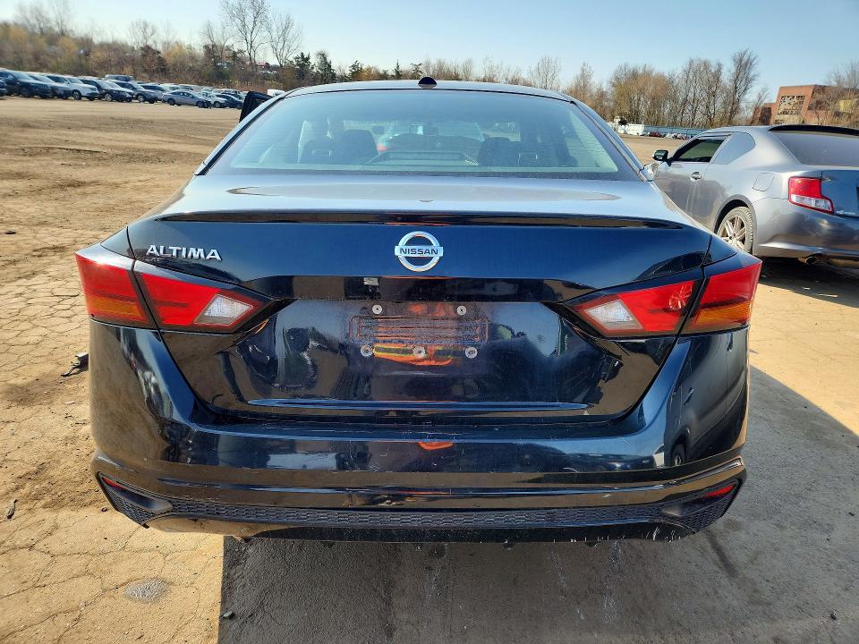 2020 Nissan Altima s