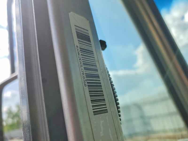 2020 Freightliner Chassis M Line WALK-IN Van