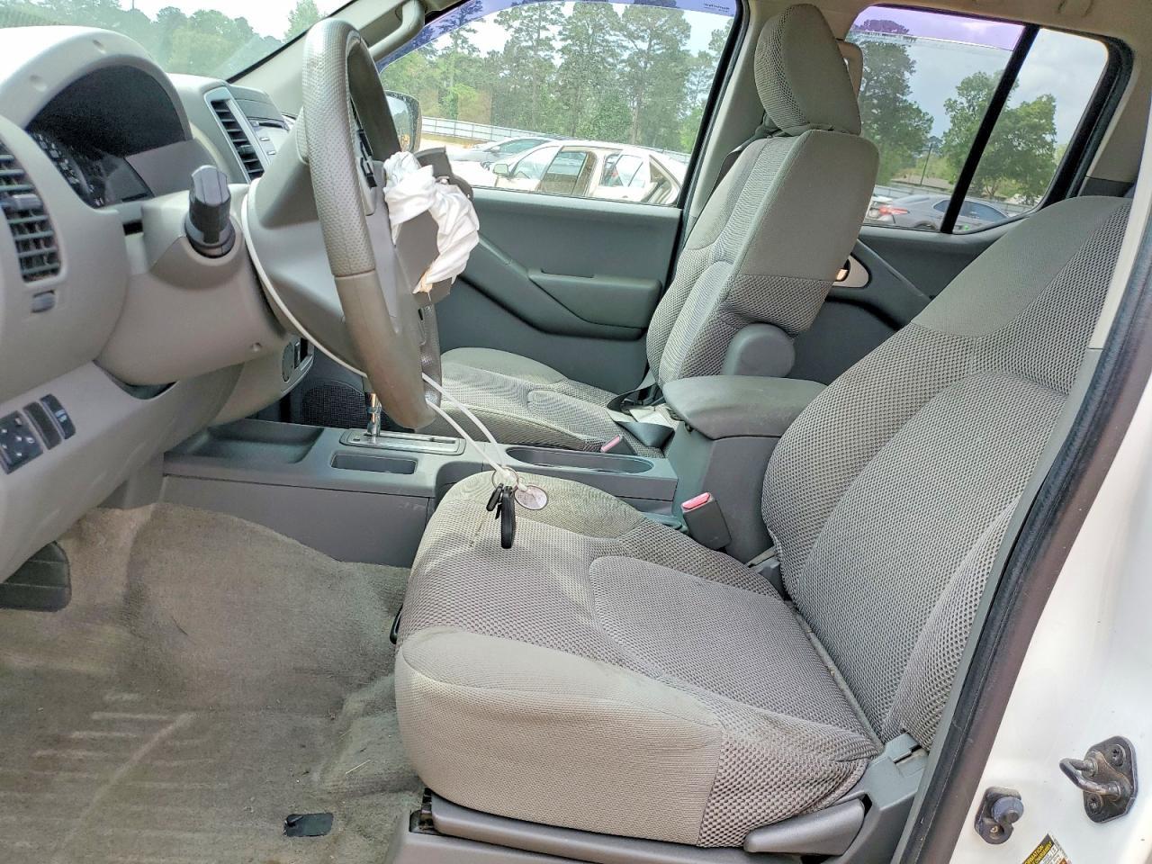 2013 Nissan Frontier S