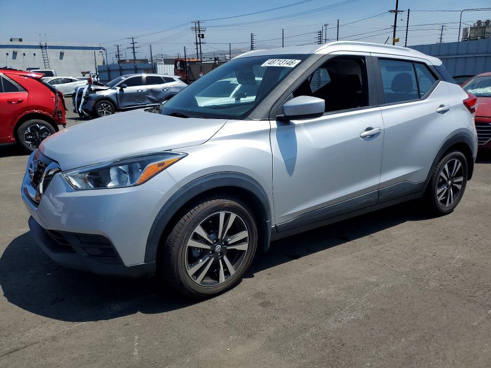 2018 Nissan Kicks sv