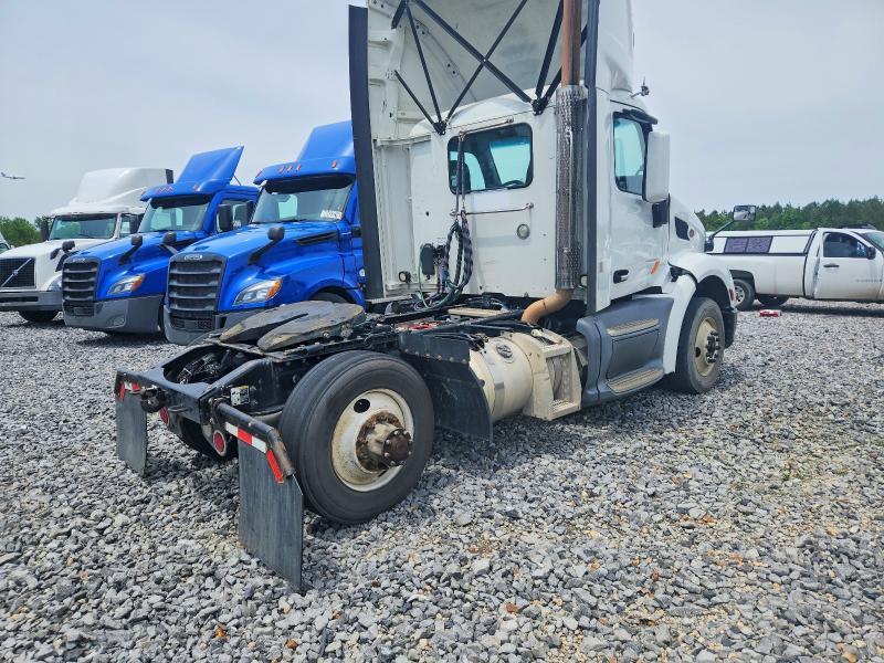 2018 Peterbilt 579 Semi Truck