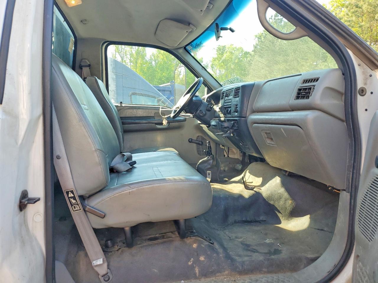 2004 Ford F650 Super Duty