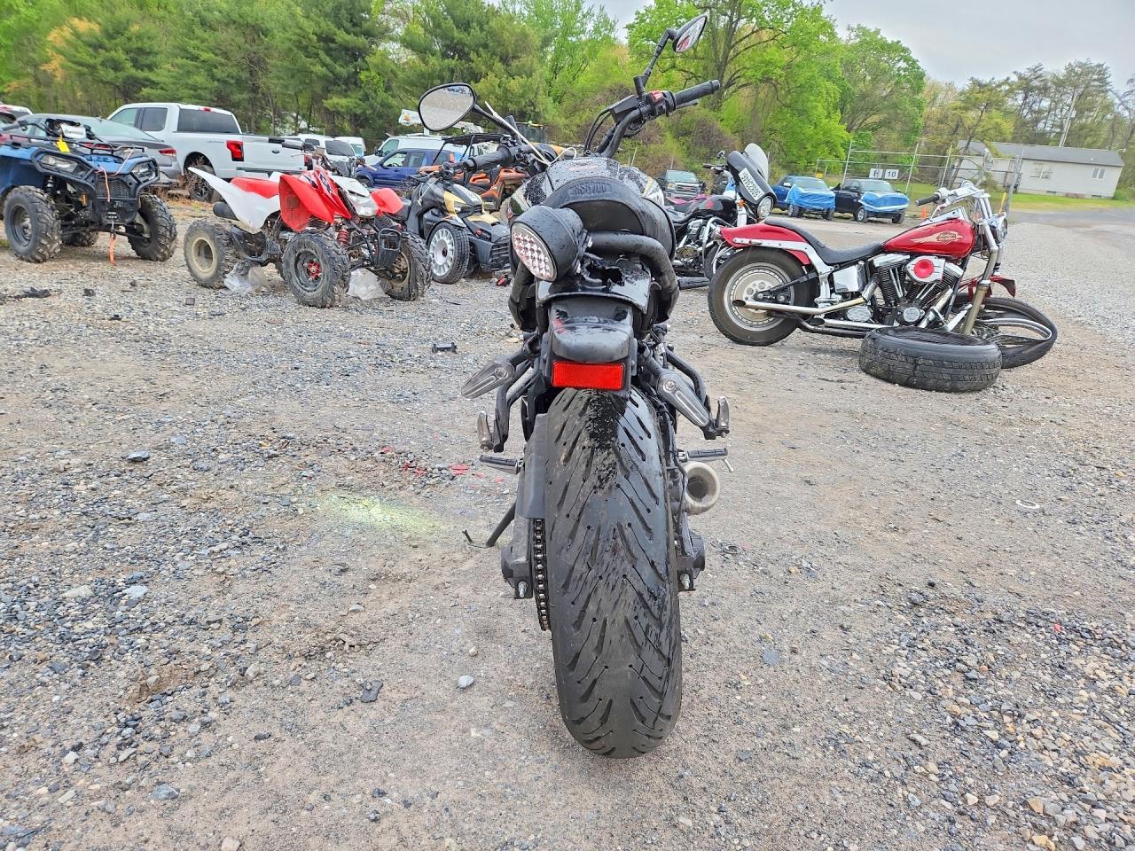 2024 Yama MTM690