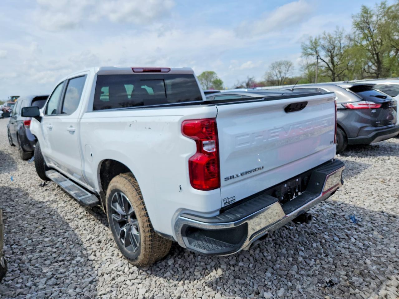 2025 Chevrolet Silverado K1500 LT