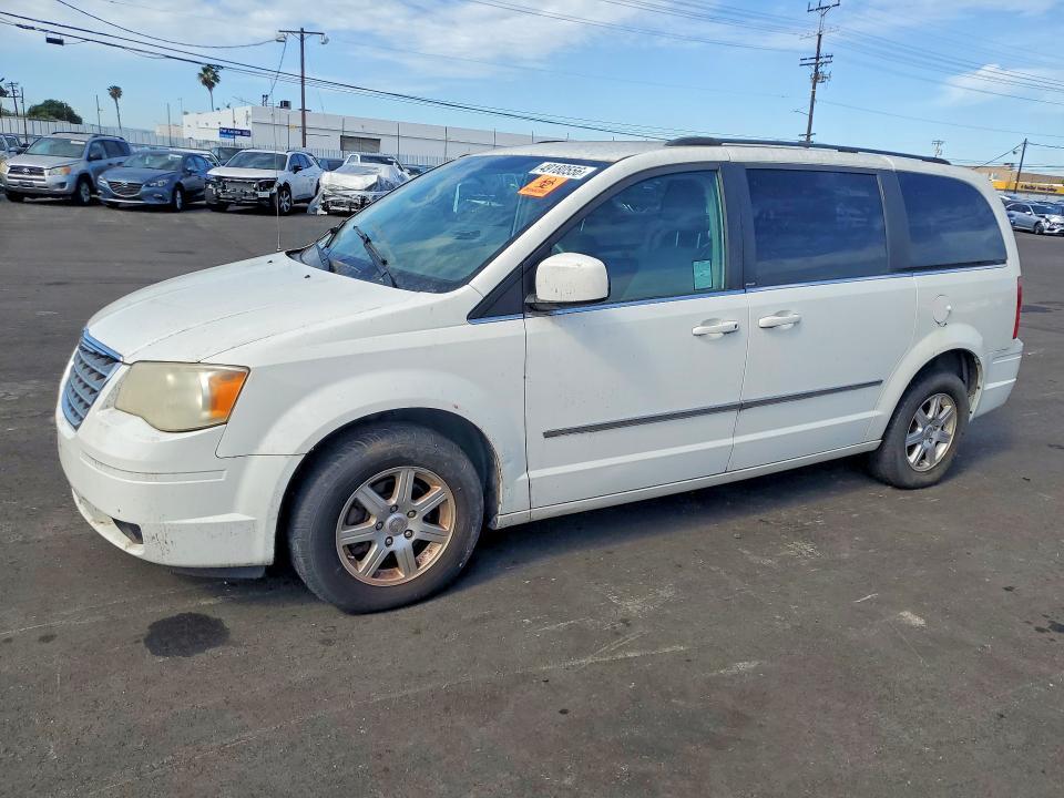 2010 Chrysler Town & Country Touring