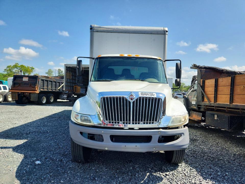2014 International 4300 BOX Truck