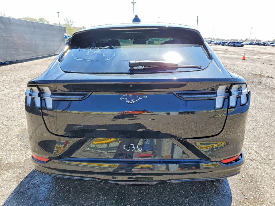 2025 Ford Mustang Mach-e Premium