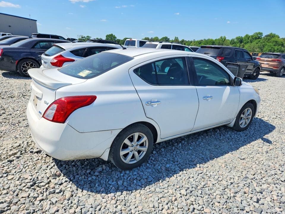 2014 Nissan Versa 1.6 sv