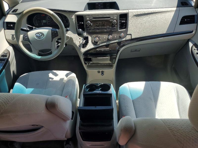 2011 Toyota Sienna le