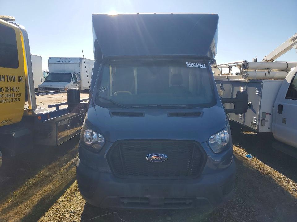 2021 Ford Transit Delivery Truck