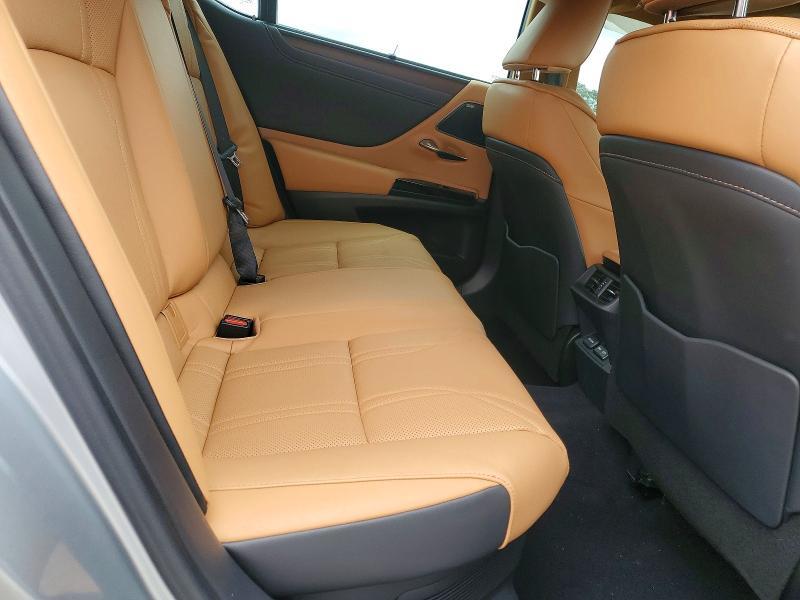 2025 Lexus Es 300h Ultra Luxury