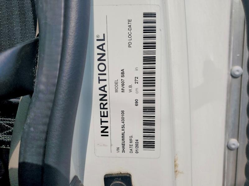 2025 International MV607 BOX Truck