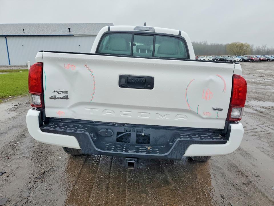 2018 Toyota Tacoma SR V6