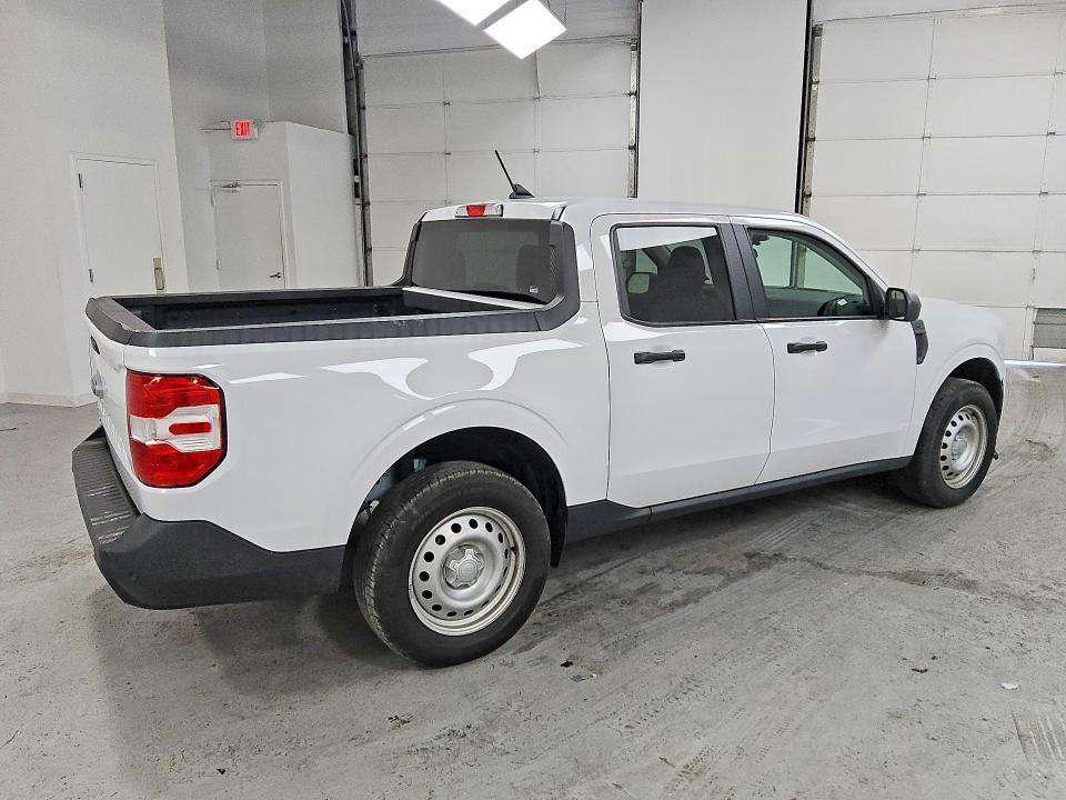 2024 Ford Maverick XL