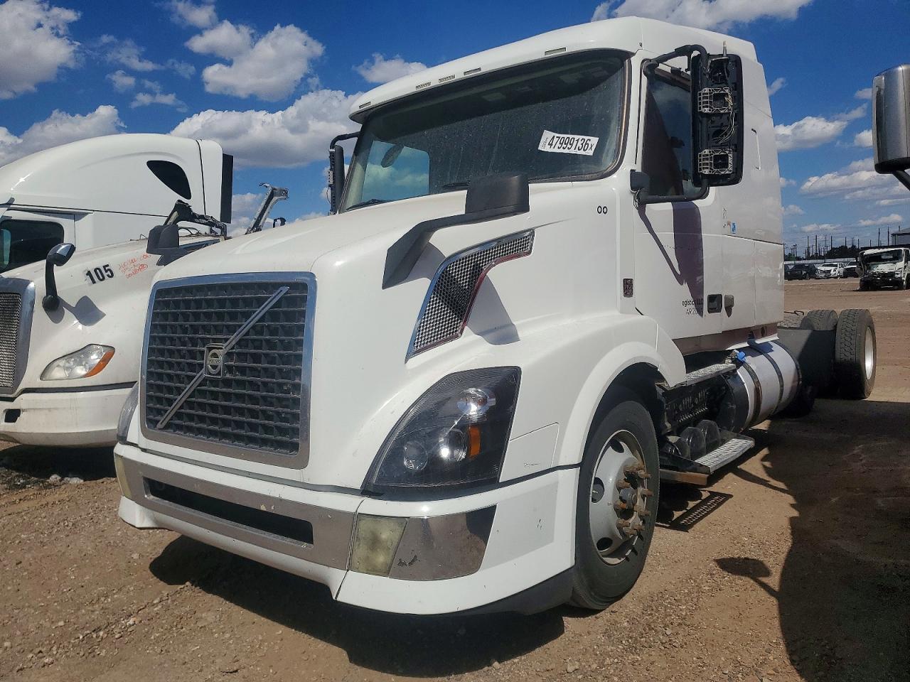 2016 Volv O VNL Semi Truck