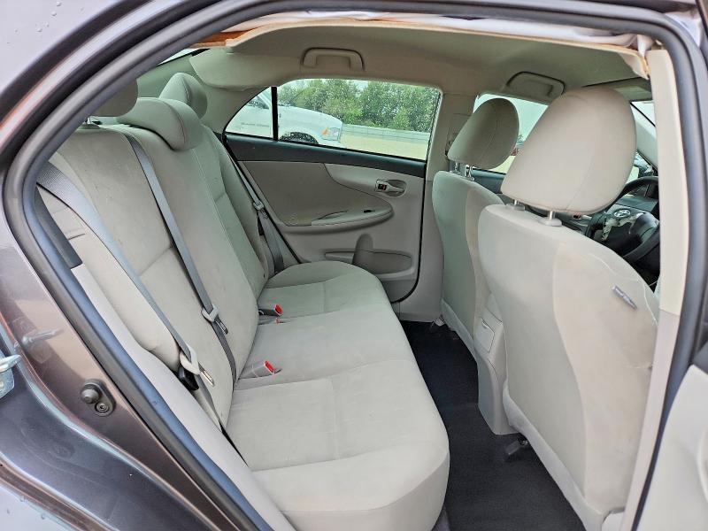 2013 Toyota Corolla l