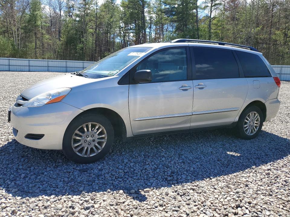 2008 Toyota Sienna le