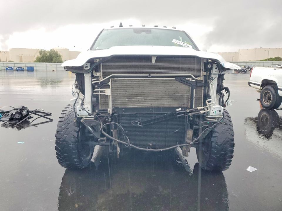 2020 Dodge 3500 Laramie