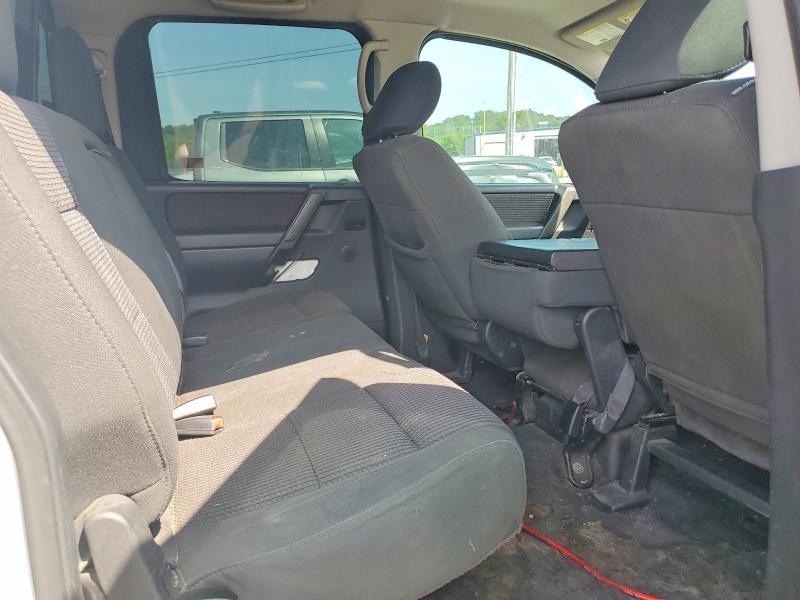 2013 Nissan Titan S