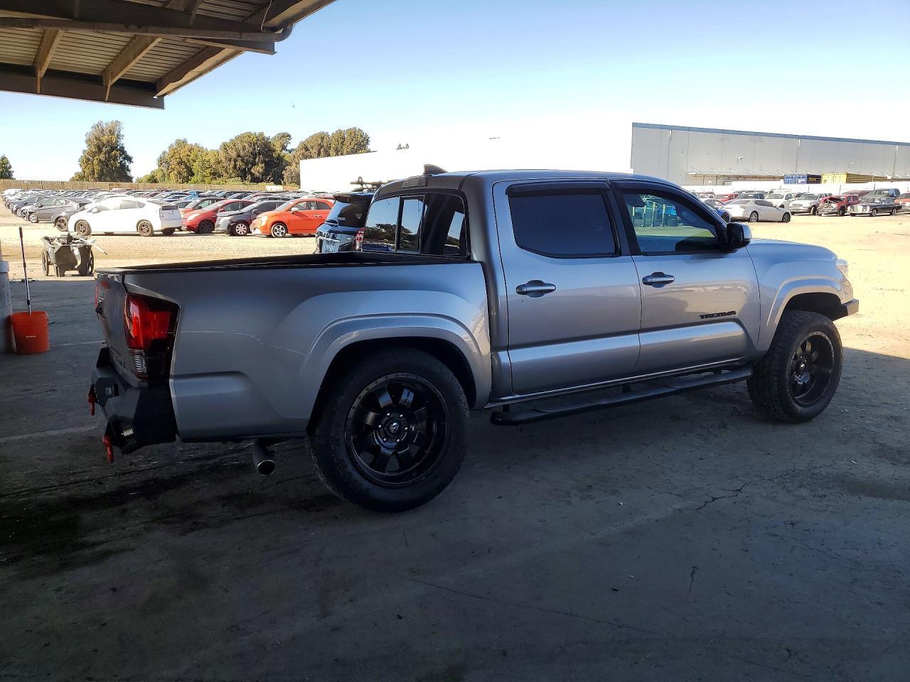 2019 Toyota Tacoma SR