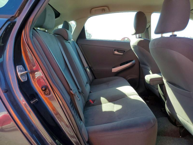 2010 Toyota Prius ii