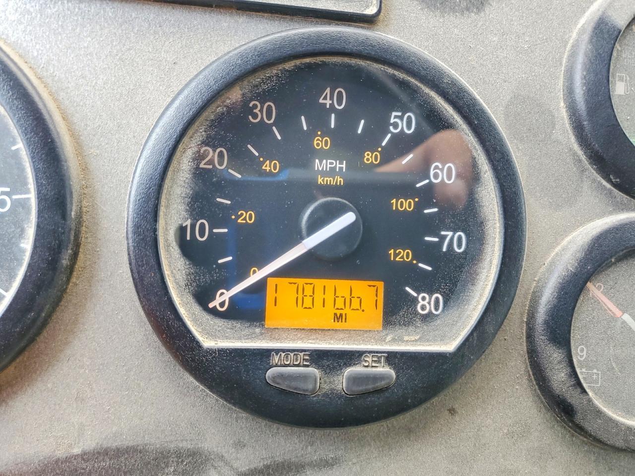 2015 Crane Carrier Low Entry