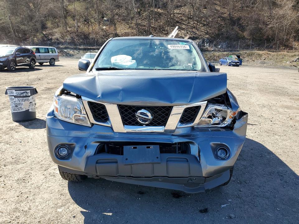 2016 Nissan Frontier sv V6