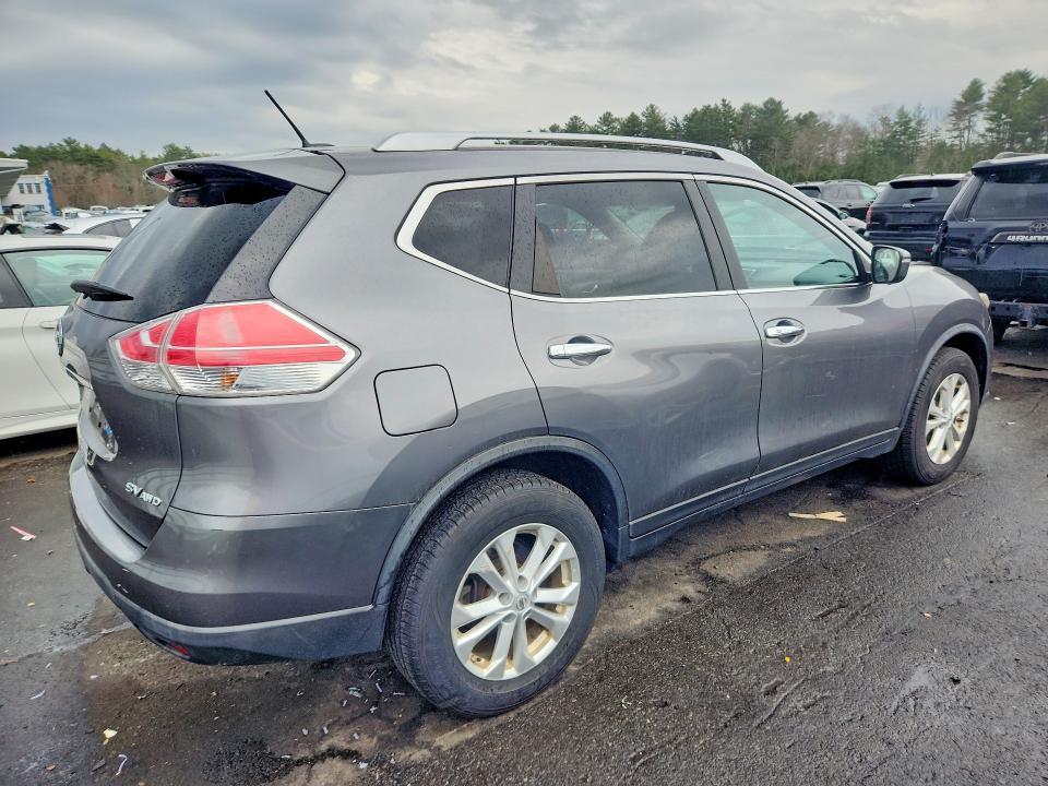2015 Nissan Rogue sv