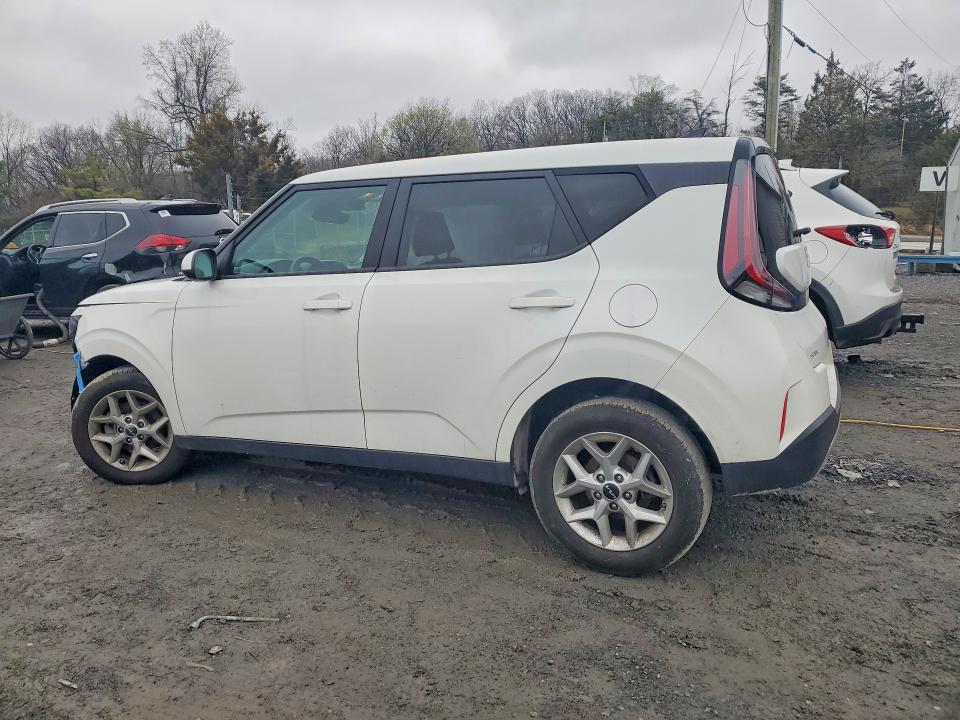2024 KIA Soul lx