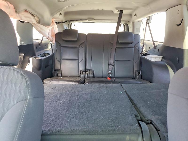 2017 Chev Suburban ls 1500