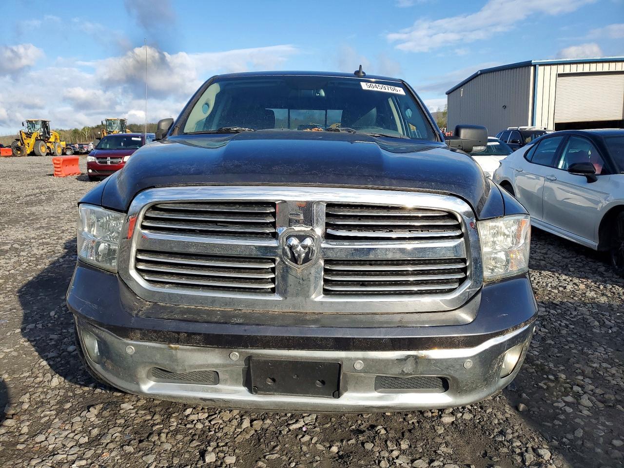 2018 Dodge RAM 1500 SLT