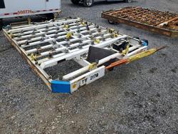Salvage trucks for sale at Cookstown, ON auction: 2000 Lewe LFC-1213