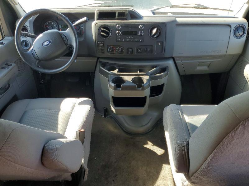 2014 Ford Econoline E350 Super Duty Wagon