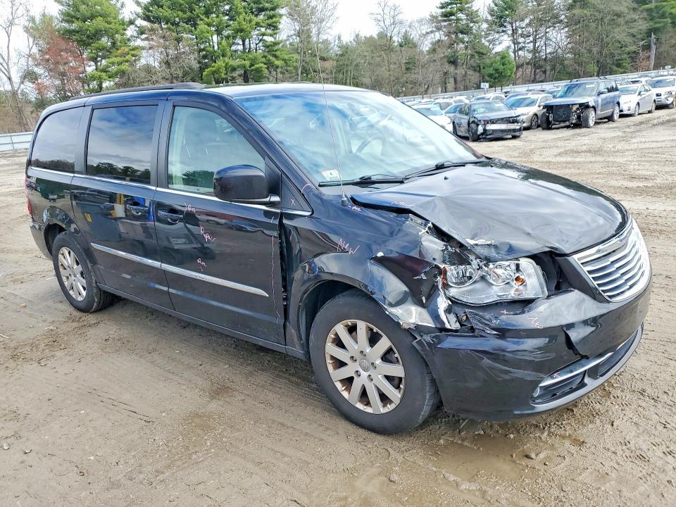 2014 Chrysler Town & Country Touring